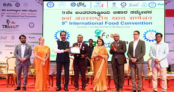 F2F Corporate Consultants Private Limited Leader,               Dr. Umesh Kamble, Honoured with Prestigious FSSAI Award for Outstanding Contributions in Food Safety