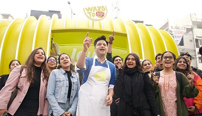 Manish Mehrotra surprises Delhi with Ways to lays Food Truck